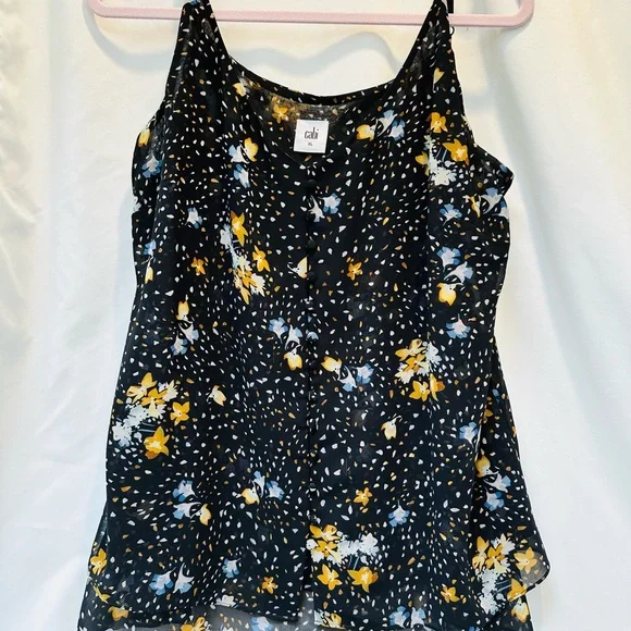 CAbi Cluster Cami - Picture 1 of 4